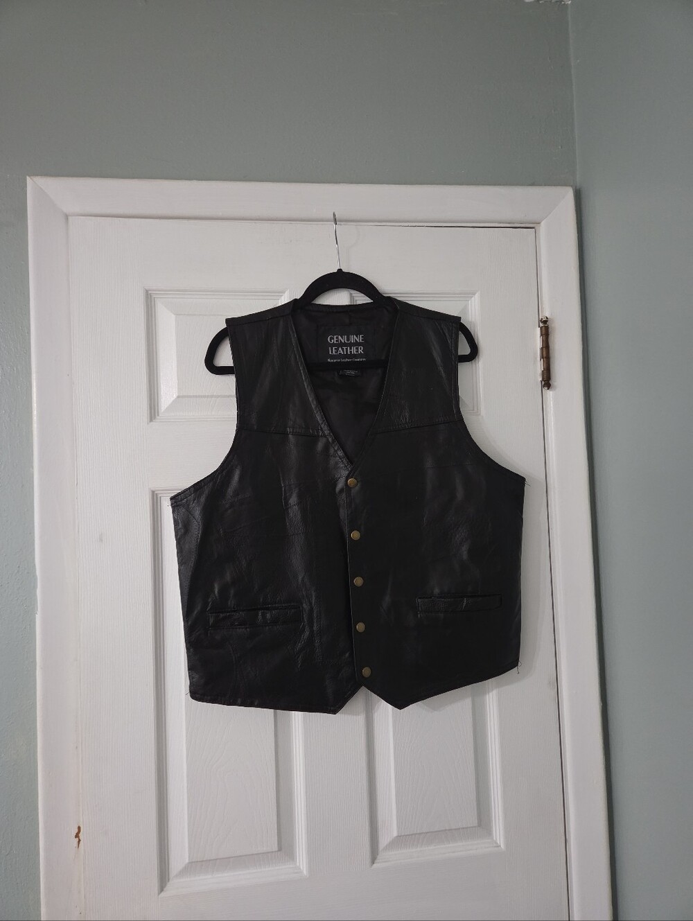 Vintage Navarre Leather Co. Black Genuine Leather Vest Biker Motorcycle.  L